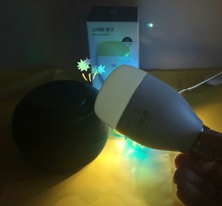 헤이홈 LED전구 화이트 스마트 전구 wifi 연결 스마트폰 연동 음성제어 원격제어 — 5점을 준 리뷰어가 2021년 5월 올린 사용 사진