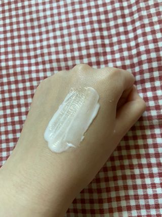 더말로지카 슈퍼 리치 리페어 — 3.5점을 준 리뷰어가 2020년 12월 올린 사용 사진