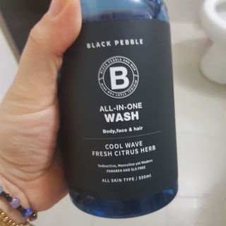 블랙페블 올인원 워시 쿨 웨이브 500ml — 5점을 준 리뷰어가 2021년 4월 올린 사용 사진