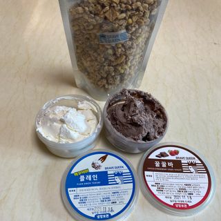 [브레이브퀸] 수제 그릭 요거트 + 그래놀라 세트 — 4.5점을 준 리뷰어가 2021년 11월 올린 사용 사진
