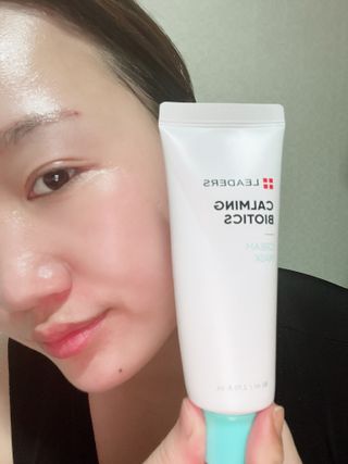 리더스코스메틱 리더스 카밍 바이오틱스 #1등 진정 기획세트 [에센스 워터150ml + 크림 마스크80ml] — 5점을 준 리뷰어가 2022년 9월 올린 사용 사진