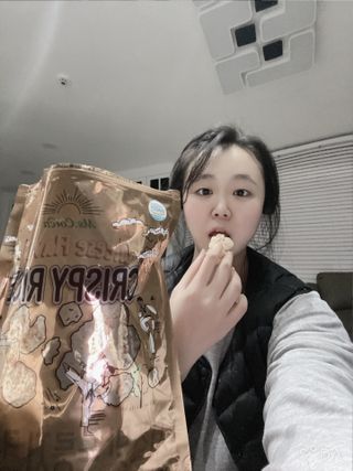 미즈꼬레아 치즈맛 누룽지크리스피 — 4점을 준 리뷰어가 2022년 2월 올린 사용 사진