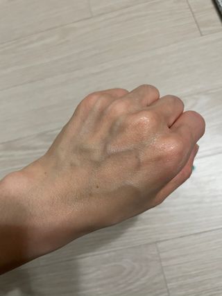 [NEW 탄력유턴 아이크림] AHC 유스 래스팅 리얼 아이크림 포 페이스 — 5점을 준 리뷰어가 2021년 3월 올린 사용 사진