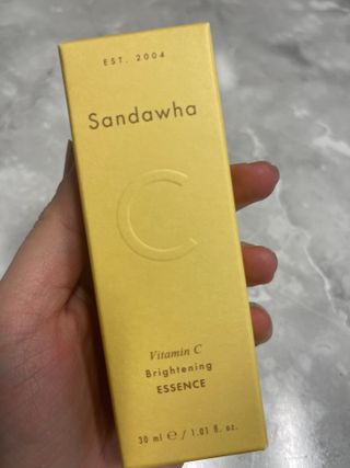 스킨큐어 산다화 비타민c 화이트닝 에센스 30ml — 5점을 준 리뷰어가 2023년 12월 올린 사용 사진