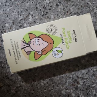 세뚜아(Cettua) 세뚜아 스티키 포어 패치 Cettua Sticky Pore Patch — 5점을 준 리뷰어가 2023년 7월 올린 사용 사진