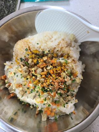 해풀잎 누구나 김밥*1ea [(혼합야채 35g *1ea,  김밥김 (5g, 5ea),  양념간장 (6g, 5ea), 참기름(5g, 2ea)] — 3.5점을 준 리뷰어가 2022년 7월 올린 사용 사진