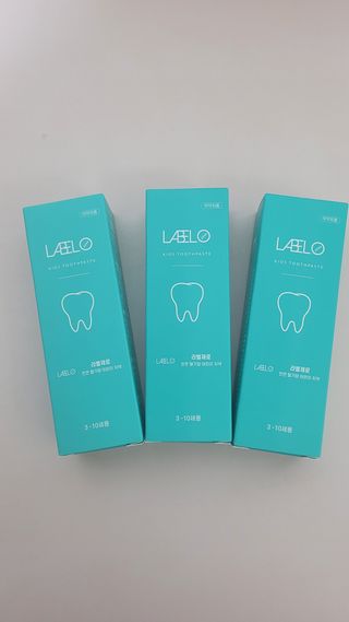 치과에서 쓰는 치약 _ 라벨제로 저불소 꼬마, 키즈, 유아, 베이비, 주니어 안전한 어린이치약 — 5점을 준 리뷰어가 2023년 3월 올린 사용 사진