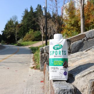 셀렉스스포츠 셀렉스 스포츠 드링크 초콜릿 _ 330ml x 12팩 — 5점을 준 리뷰어가 2021년 11월 올린 사용 사진