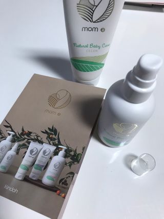 mom e 맘이 내추럴 베이비 케어 크림+바디오일 — 4.5점을 준 리뷰어가 2021년 1월 올린 사용 사진