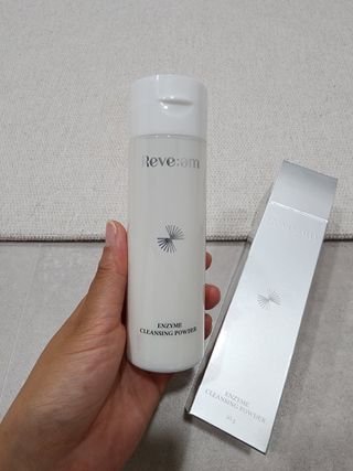 나우 [리브엠] 화해 1등 클렌징 파우더! 모공&피지 말끔순삭 — 5점을 준 리뷰어가 2023년 6월 올린 사용 사진