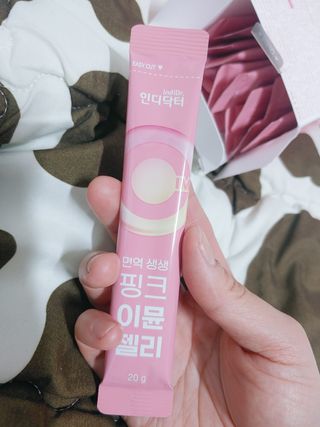 [인디닥터] 면역 생생 핑크 이뮨 젤리 — 4점을 준 리뷰어가 2022년 5월 올린 사용 사진