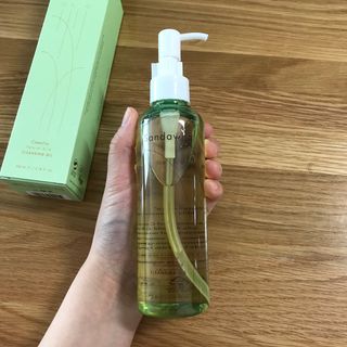 스킨큐어 산다화 순한 클렌징 동백 오일 200ml — 5점을 준 리뷰어가 2023년 8월 올린 사용 사진
