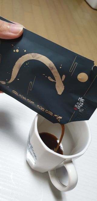 [비린내 완벽제거] 본황칠 통장어 국내산 장어즙 아르기닌 2800mg 장어즙효능 기력보강 — 5점을 준 리뷰어가 2022년 8월 올린 사용 사진
