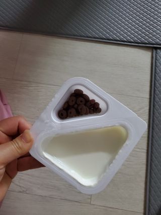 매일바이오 토핑요거트 — 5점을 준 리뷰어가 2021년 6월 올린 사용 사진