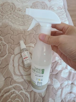[엠메이데이] 그린티 피톤치드 감쪽같이 500ml + 손소독액 50ml — 5점을 준 리뷰어가 2022년 2월 올린 사용 사진