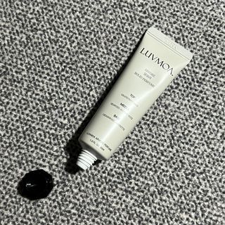 러브모아 향수 고체향수 승무원 고체향수 바르는 향수 니치향수 도손 우드세이지 앤 씨솔트 — 5점을 준 리뷰어가 2022년 12월 올린 사용 사진