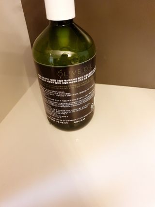올리브 오일 스킨케어 컴퍼니 [OOSC] 촉촉 깨끗 내추럴리 너리시드 핸드워시 500ml — 5점을 준 리뷰어가 2021년 4월 올린 사용 사진