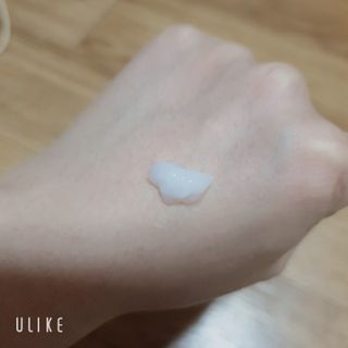 술람미네이처 자연주의 화장품ㅣ속보습 충전 + 민감/트러블 피부 진정 - 알로에 듬뿍 수분 크림 50ml — 5점을 준 리뷰어가 2022년 6월 올린 사용 사진
