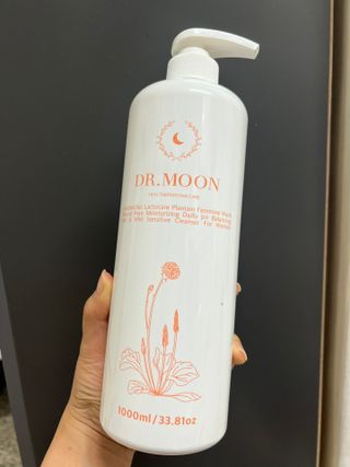 프리[닥터문] 유산균 락토케어 질경초 여성청결제 1000ml (젤타입) — 4.5점을 준 리뷰어가 2022년 6월 올린 사용 사진