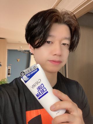 [갸스비] 곱슬 머리부터 파마까지 남자의 컬을 위한 갸스비 컬크림 — 4.5점을 준 리뷰어가 2021년 5월 올린 사용 사진