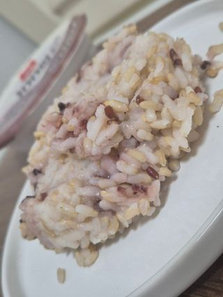 [구매평]양반 동원 양반 100밥 오미밥, 130g, 12개 — 5점을 준 리뷰어가 2025년 5월 올린 사용 사진