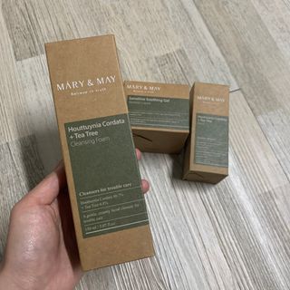 마리엔메이 센서티브 수딩 젤 크림 + 어성초 티트리 추출물 세럼 + 어성초 티트리 모공 클렌징 폼 — 5점을 준 리뷰어가 2021년 9월 올린 사용 사진
