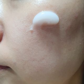 리더스코스메틱 리더스 카밍 바이오틱스 #1등 진정 기획세트 [에센스 워터150ml + 크림 마스크80ml] — 5점을 준 리뷰어가 2022년 8월 올린 사용 사진