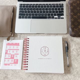 리훈 리뉴얼 오늘쓰임 가계부 용돈기입장 금전납출부 캐쉬북 만년 — 5점을 준 리뷰어가 2023년 3월 올린 사용 사진