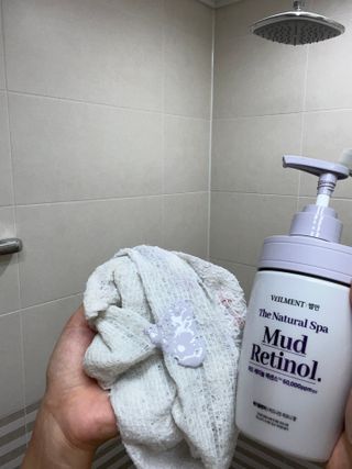 벨먼 내추럴 스파 머드레티놀 바디워시(그린로즈, 미드나잇 피오니) — 5점을 준 리뷰어가 2022년 6월 올린 사용 사진