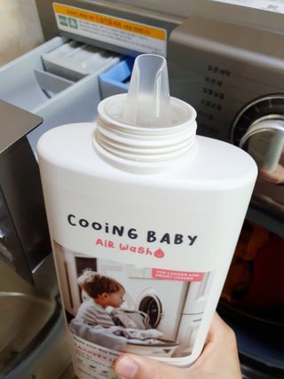 쿠잉베이비 에어워시 세탁세제,섬유유연제 1L — 5점을 준 리뷰어가 2023년 2월 올린 사용 사진