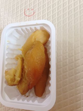 해뜨온 껍질없는 한입아이스 군고구마 120g x 4개 — 5점을 준 리뷰어가 2021년 9월 올린 사용 사진
