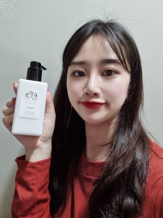 줄라이 모닝 _ JULY MORNING 줄라이모닝 하이드레이팅 퍼퓸드 바디앤핸드 에멀젼 — 5점을 준 리뷰어가 2021년 9월 올린 사용 사진