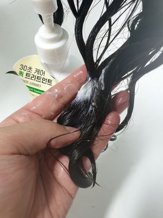 멈칫(MUMCHIT) 멈칫 단백질 퀵트리트먼트 — 4.5점을 준 리뷰어가 2021년 12월 올린 사용 사진
