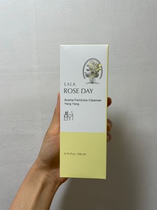 라라로즈데이 시즌2 여성청결제 200ml 아로마 페미민 클렌저, 독일더마인증 — 4.5점을 준 리뷰어가 2021년 9월 올린 사용 사진