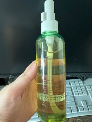 스킨큐어 산다화 순한 클렌징 동백 오일 200ml — 5점을 준 리뷰어가 2023년 8월 올린 사용 사진
