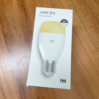 헤이홈 LED전구 화이트 스마트 전구 wifi 연결 스마트폰 연동 음성제어 원격제어 — 5점을 준 리뷰어가 2021년 5월 올린 사용 사진