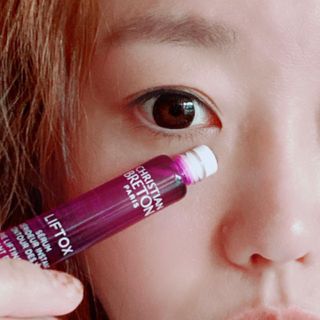 크리스티앙 브르통 리프톡스 아이세럼 펩타이드 롤온 스틱 — 5점을 준 리뷰어가 2022년 9월 올린 사용 사진