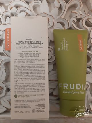 [후르디아] 아보카도 비건 약산성 효소필링젤 — 5점을 준 리뷰어가 2024년 1월 올린 사용 사진