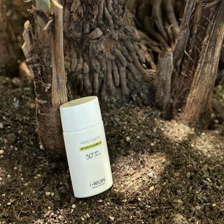 아이레시피 모이스트터치 스포츠 선밀크 50ml (SPF50+ PA+++) — 5점을 준 리뷰어가 2023년 6월 올린 사용 사진