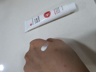 닥터셀멜로 셀멜로 올인원 선스크린 — 5점을 준 리뷰어가 2021년 5월 올린 사용 사진