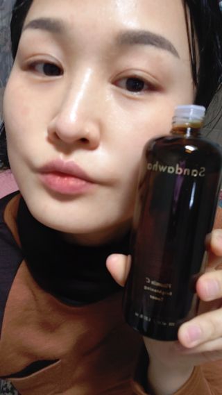 스킨큐어 산다화 비타민c 화이트닝 토너 150ml — 5점을 준 리뷰어가 2021년 12월 올린 사용 사진