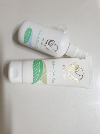 mom e 맘이 내추럴 베이비 케어 크림+바디오일 — 5점을 준 리뷰어가 2021년 1월 올린 사용 사진