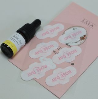 라라로즈데이 시즌2 천연 아로마오일 Y존 케어 속옷향수 이너퍼퓸 5ml  여성의 자존감을 UP시키자 — 5점을 준 리뷰어가 2021년 8월 올린 사용 사진