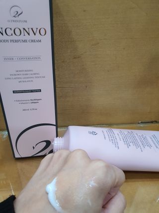 오투에니원 인컨보 바디 퍼퓸 크림 200ml — 5점을 준 리뷰어가 2023년 1월 올린 사용 사진