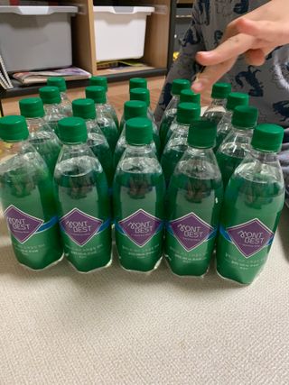 몽베스트 Montbest with Sparkling water Plain 20병 — 3점을 준 리뷰어가 2021년 11월 올린 사용 사진