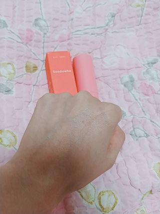 스킨큐어 산다화 카멜리아 안티 링클 멀티밤 — 5점을 준 리뷰어가 2023년 10월 올린 사용 사진