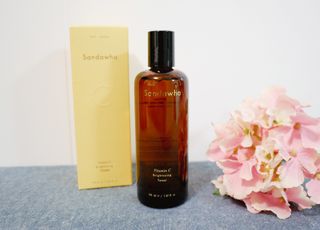 스킨큐어 산다화 비타민c 화이트닝 토너 150ml — 5점을 준 리뷰어가 2021년 12월 올린 사용 사진