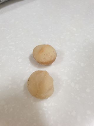 도이퉁 마카다미아 넛 90g  로얄 마카넛 오리지널 쏠트 허니 — 5점을 준 리뷰어가 2021년 3월 올린 사용 사진
