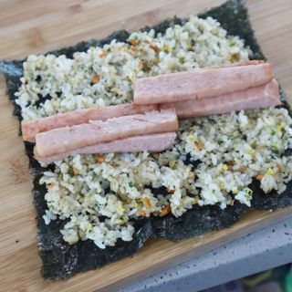 해풀잎 누구나 김밥*1ea [(혼합야채 35g *1ea,  김밥김 (5g, 5ea),  양념간장 (6g, 5ea), 참기름(5g, 2ea)] — 4점을 준 리뷰어가 2022년 7월 올린 사용 사진