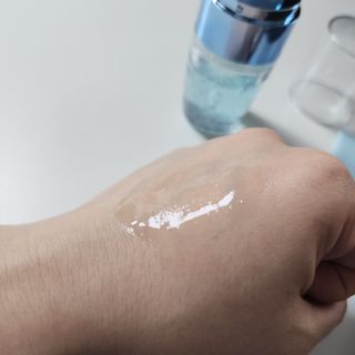 나우 [리브엠] 화해 1등 수분앰플 , 엑소코어 워터풀 텐션 앰플 — 5점을 준 리뷰어가 2023년 6월 올린 사용 사진
